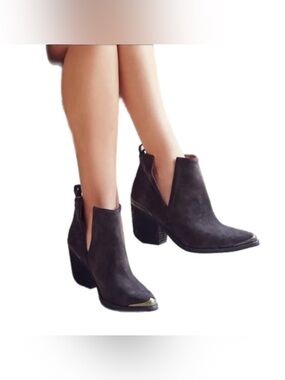 Jeffery Campbell Cromwell Distressed Western Bootie Size 7.5